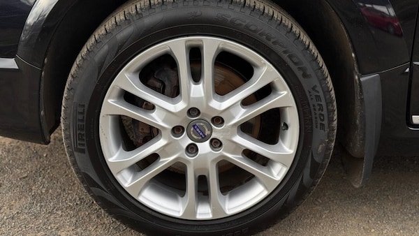 Used Volvo XC70 2015 for sale - 76255948: Photo 12