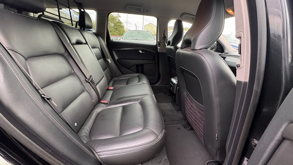 Used Volvo XC70 2015 for sale - 76255948: Photo 15