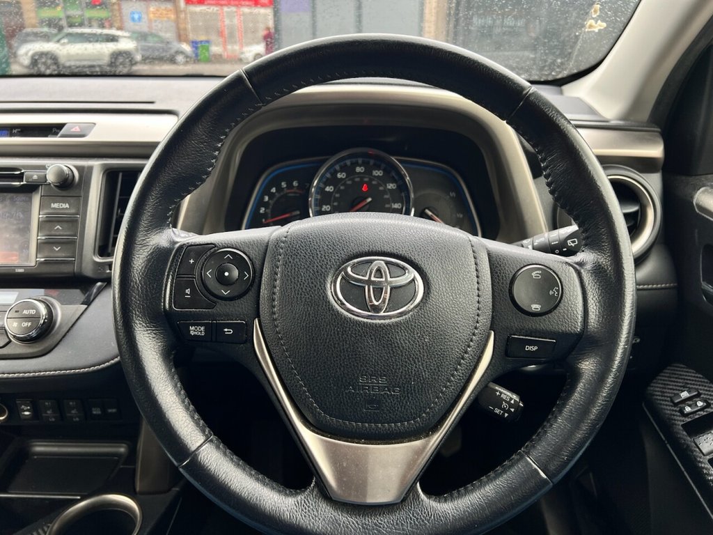 Used Toyota RAV4 2013 for sale - 77498700: Photo 8