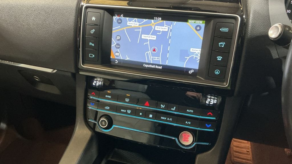 Used Jaguar F-Pace 2018 for sale - 78153460: Photo 23