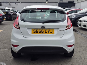 Used Ford Fiesta 2017 for sale - 79300109: Photo