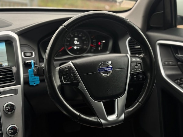 Used Volvo XC60 2016 for sale - 76163596: Photo 16