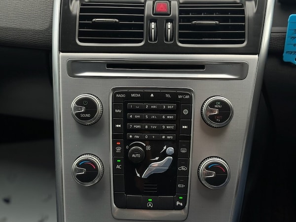 Used Volvo XC60 2016 for sale - 76163596: Photo 23