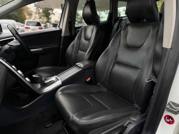 Used Volvo XC60 2016 for sale - 76163596: Photo 29