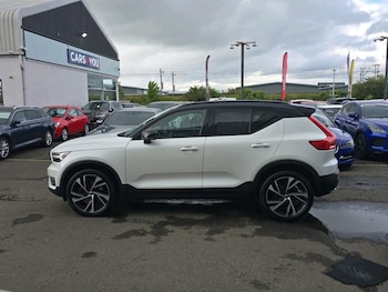 Used Volvo XC40 2018 for sale - 79384677: Photo