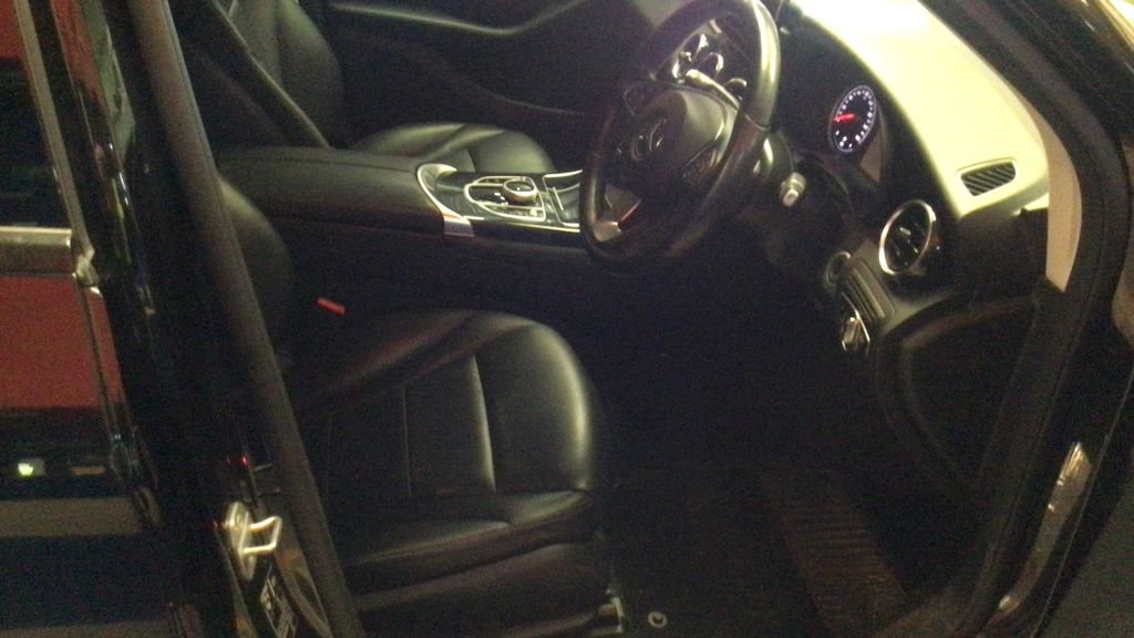 Used Mercedes-Benz GLC 2018 for sale - 77621053: Photo 7