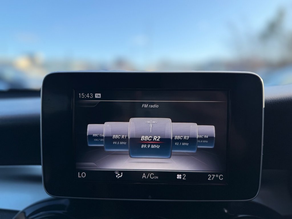 Used Mercedes-Benz GLC 2018 for sale - 77904618: Photo 27