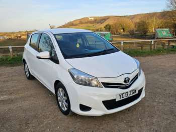 Used Toyota Yaris 2013 for sale - 73893154: Photo