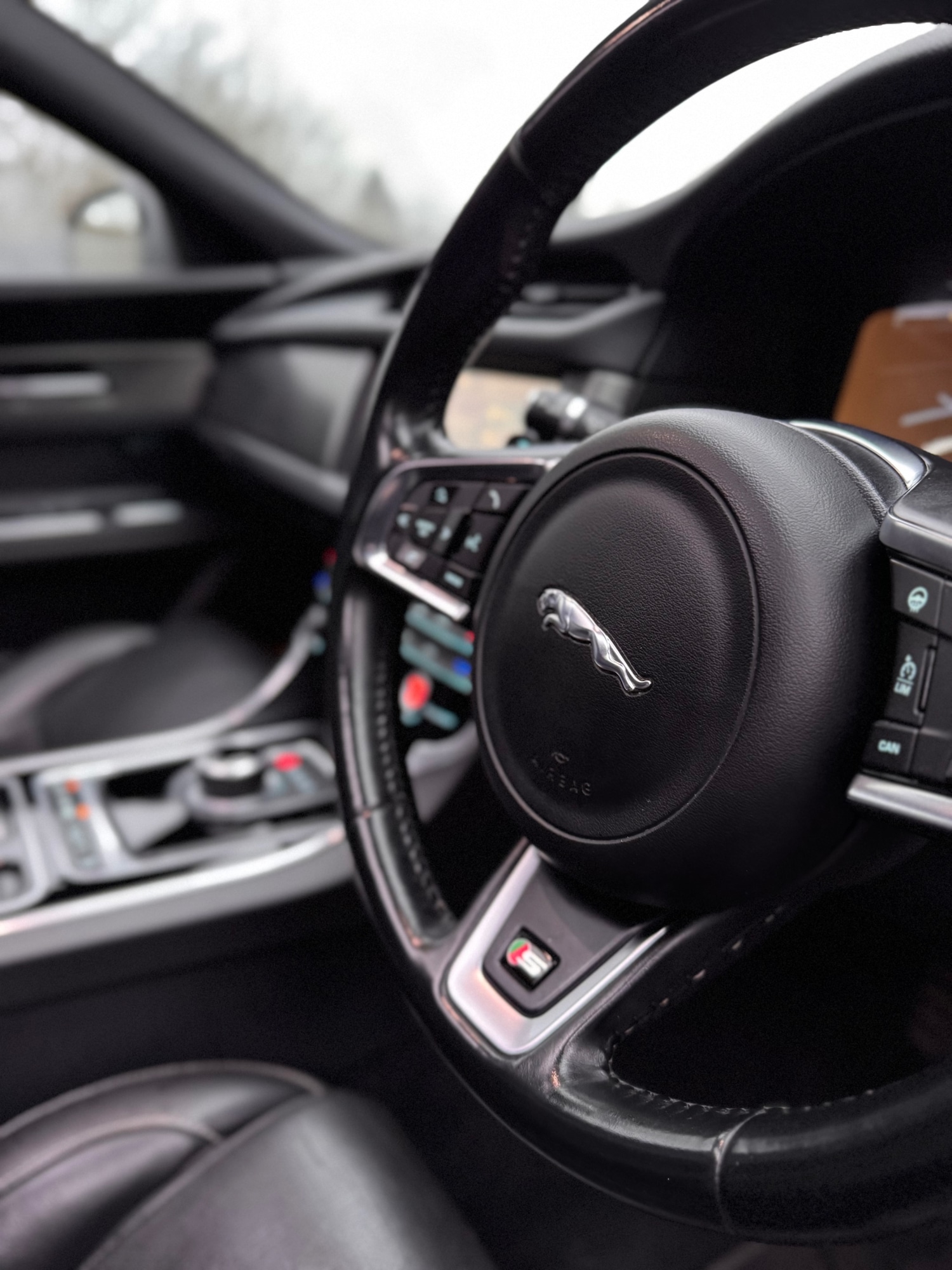 Used Jaguar XF 2016 for sale - 77407193: Photo 11