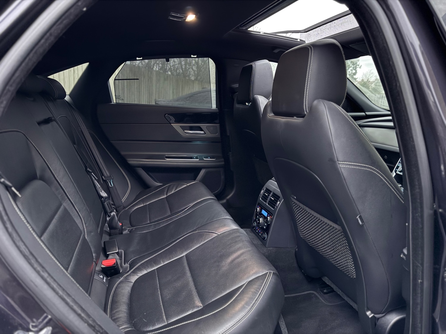 Used Jaguar XF 2016 for sale - 77407193: Photo 16