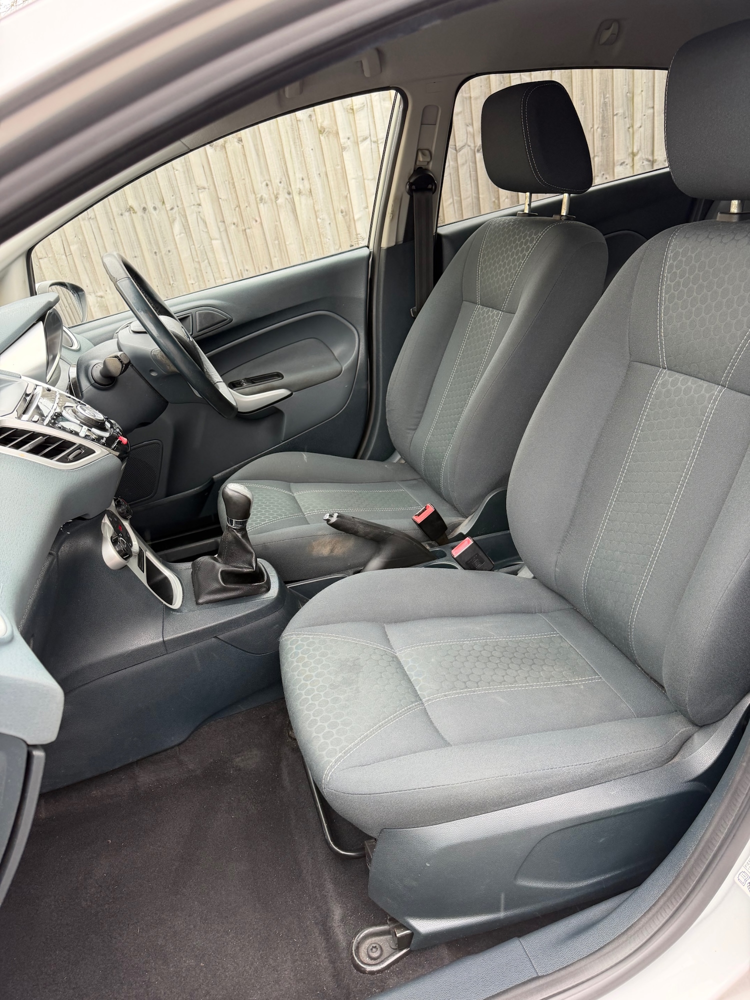 Used Ford Fiesta 2011 for sale - 78067035: Photo 11