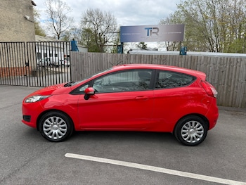 Used Ford Fiesta 2013 for sale - 78268698: Photo