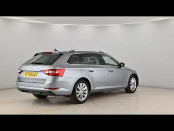 Used Skoda Superb 2020 for sale - 74435045: Photo