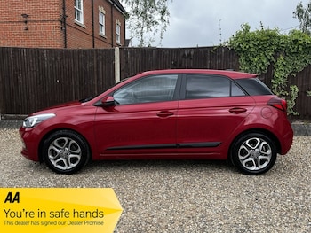 Used Hyundai i20 2019 for sale - 78714924: Photo