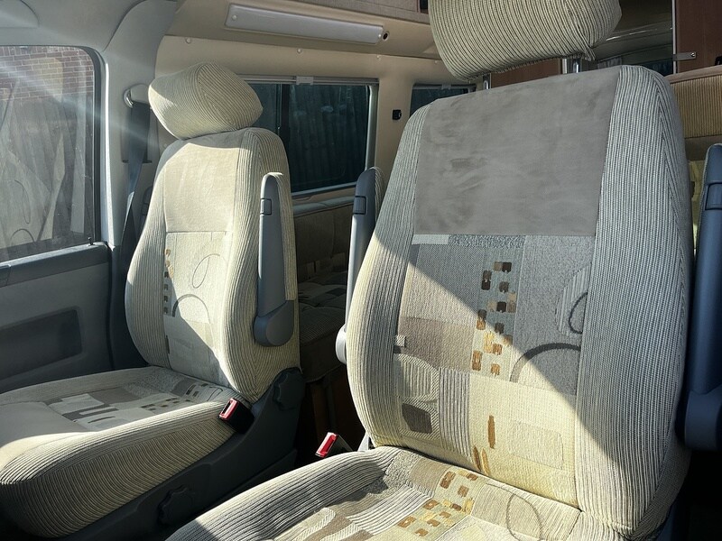 Used Volkswagen Transporter 2010 for sale - 78190543: Photo 27