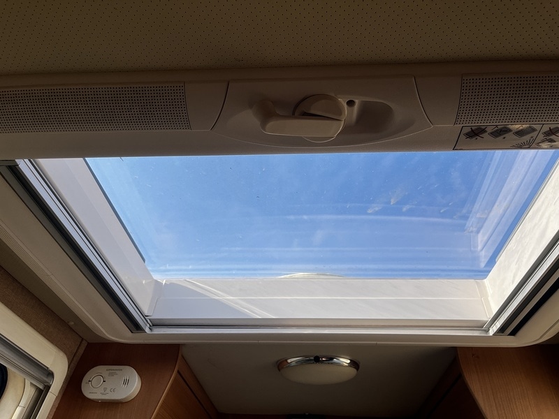 Used Volkswagen Transporter 2010 for sale - 78190543: Photo 56