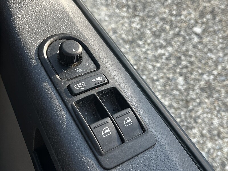 Used Volkswagen Transporter 2010 for sale - 78190543: Photo 62