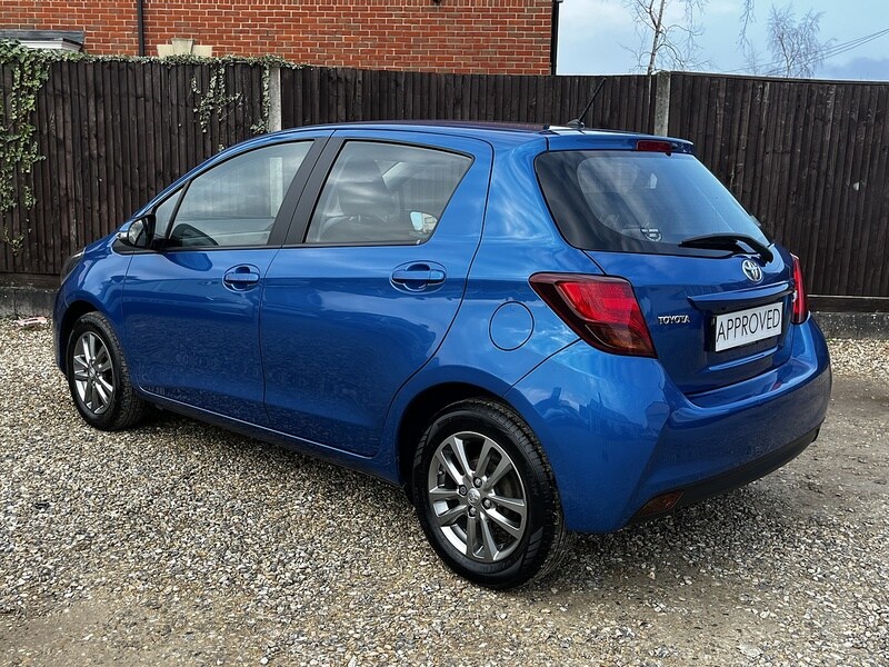 Used Toyota Yaris 2015 for sale - 78190516: Photo 10