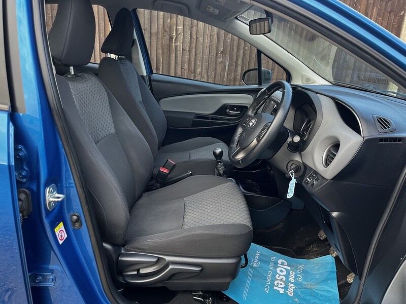 Used Toyota Yaris 2015 for sale - 78190516: Photo 18