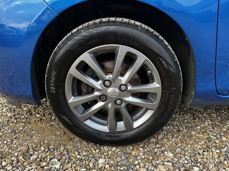 Used Toyota Yaris 2015 for sale - 78190516: Photo 28