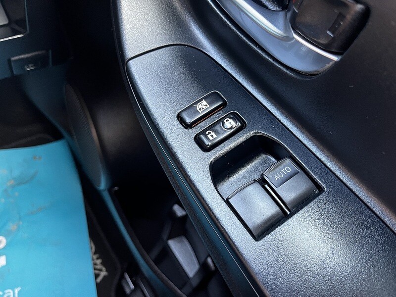 Used Toyota Yaris 2015 for sale - 78190516: Photo 38