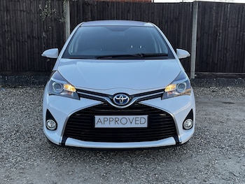 Used Toyota Yaris 2016 for sale - 78190528: Photo