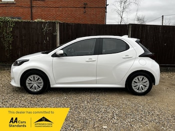 Mazda Mazda2 HYBRID feature image