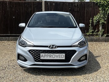 Used Hyundai i20 2019 for sale - 78714927: Photo