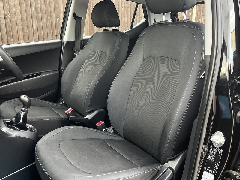 Used Hyundai i10 2018 for sale - 78190535: Photo 22