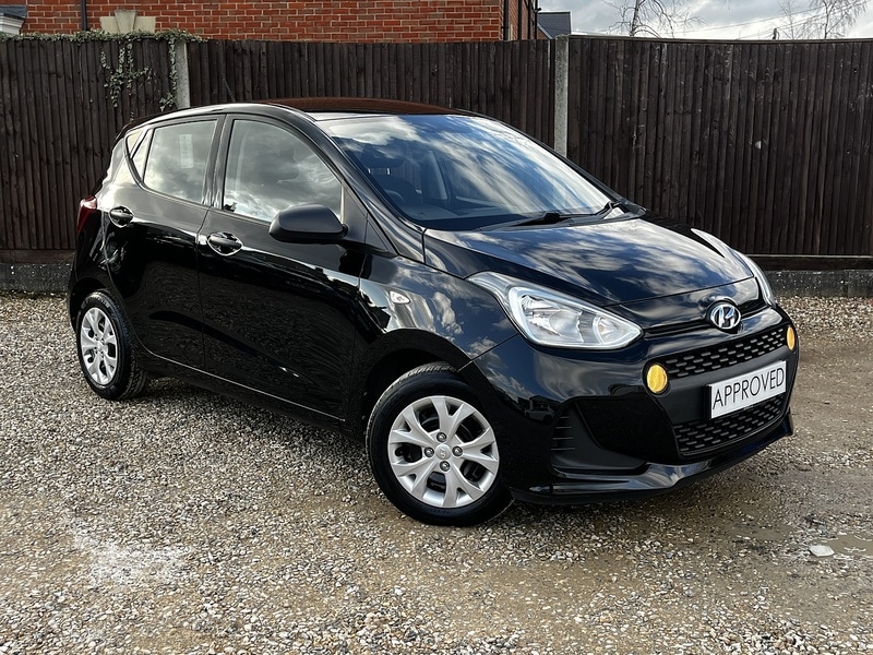 Used Hyundai i10 2018 for sale - 78190535: Photo 3