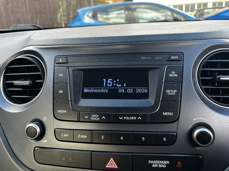 Used Hyundai i10 2018 for sale - 78190535: Photo 32