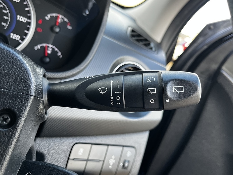 Used Hyundai i10 2018 for sale - 78190535: Photo 33