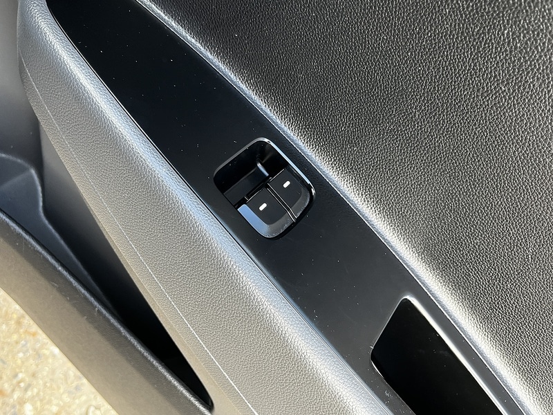 Used Hyundai i10 2018 for sale - 78190535: Photo 34