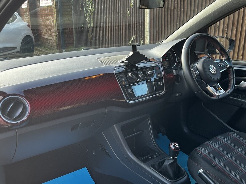 Used Volkswagen up! 2018 for sale - 78190532: Photo 20