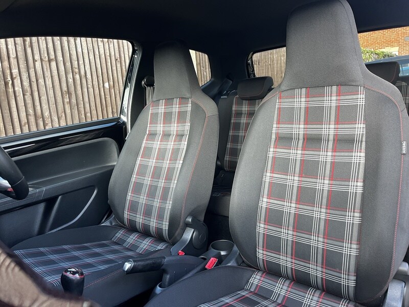 Used Volkswagen up! 2018 for sale - 78190532: Photo 21