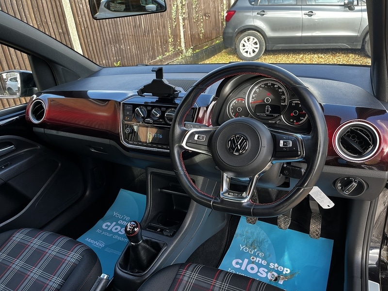Used Volkswagen up! 2018 for sale - 78190532: Photo 23