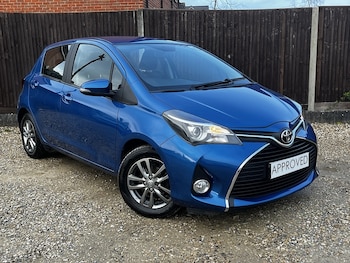 Used Toyota Yaris 2015 for sale - 78714327: Photo