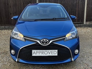 Used Toyota Yaris 2015 for sale - 78714327: Photo