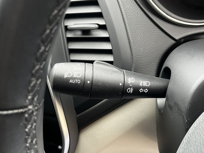 Used Renault Captur 2019 for sale - 78190538: Photo 37