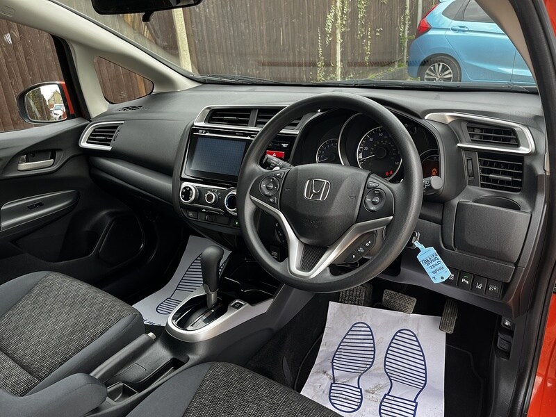 Used Honda Jazz 2017 for sale - 78190533: Photo 24