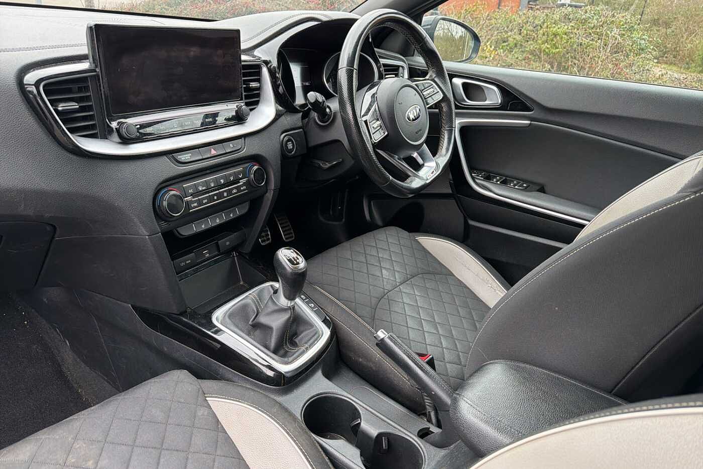 Used Kia Ceed 2020 for sale - 77931633: Photo 2