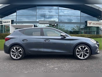 Used SEAT Leon 2024 for sale - 76677990: Photo