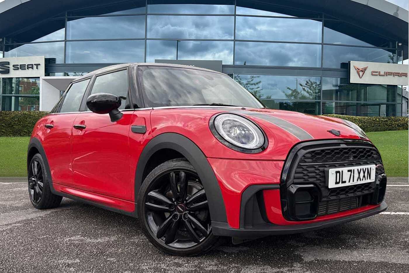 Used MINI Hatch 2022 for sale - 76675346: Photo 1