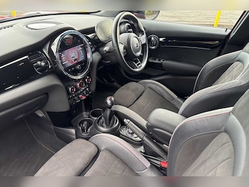 Used MINI Hatch 2022 for sale - 76675346: Photo