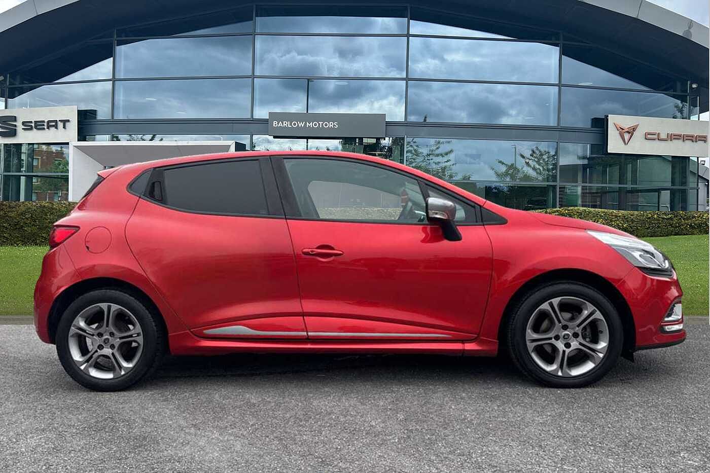 Used Renault Clio 2017 for sale - 76673377: Photo 4