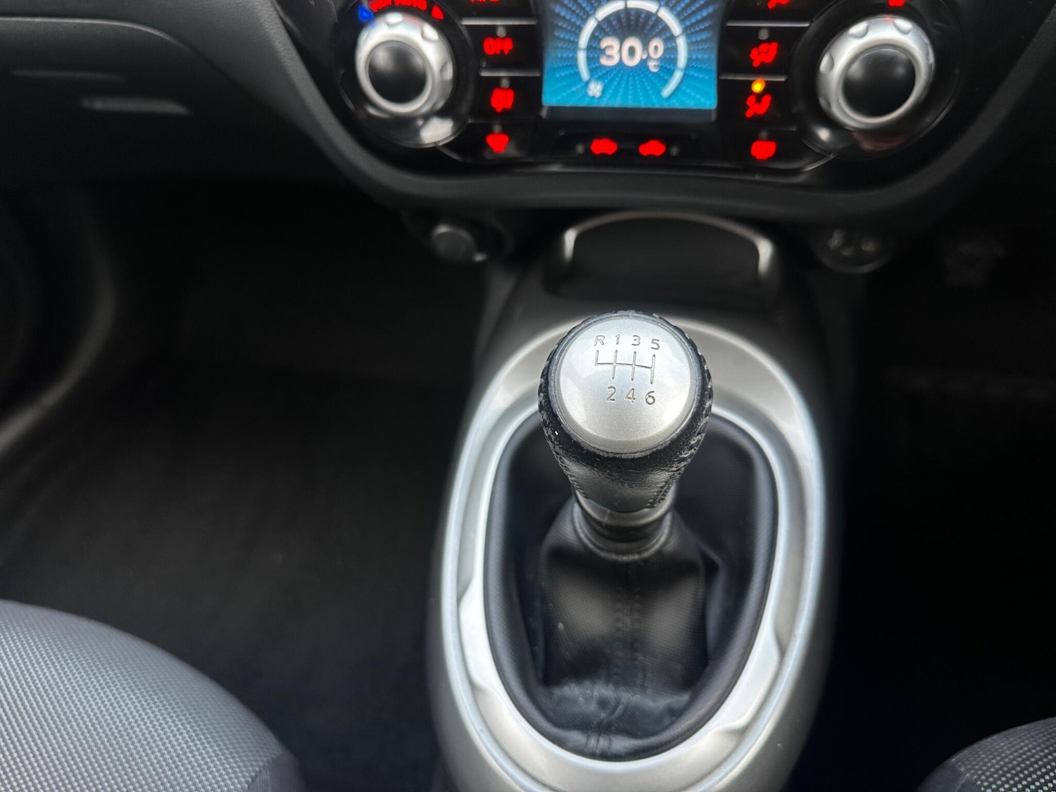 Used Nissan Juke 2013 for sale - 76849713: Photo 34