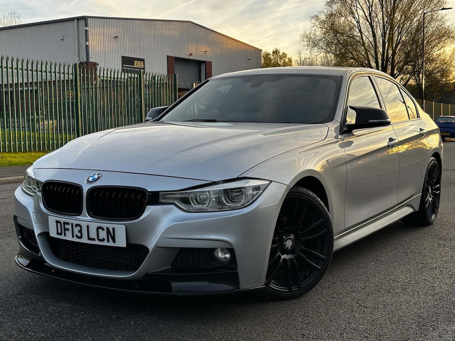 Used BMW 3 Series 2013 for sale - 76657297: Photo 2