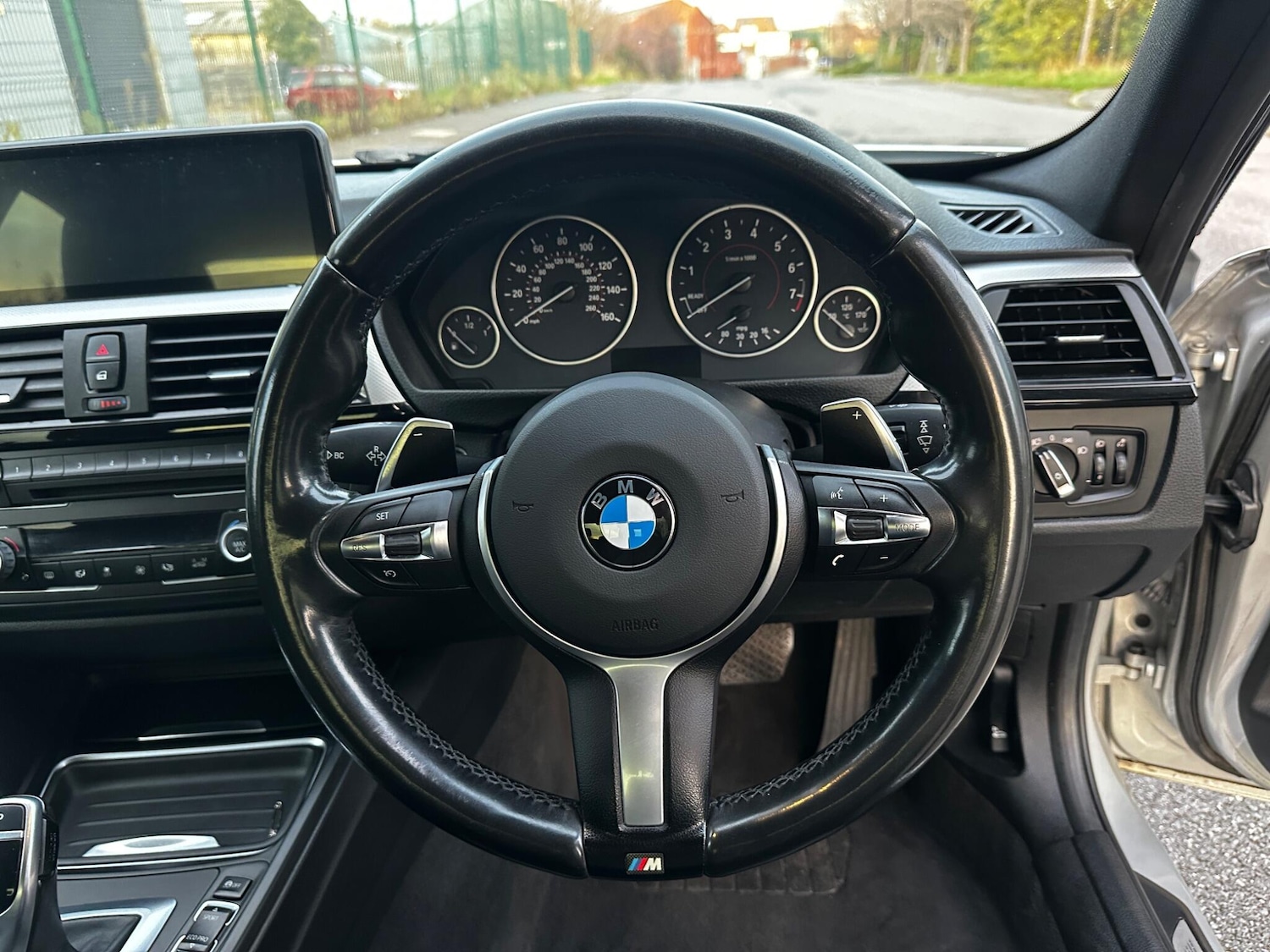 Used BMW 3 Series 2013 for sale - 76657297: Photo 38