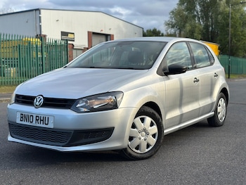 Used Volkswagen Polo 2010 for sale - 76433108: Photo
