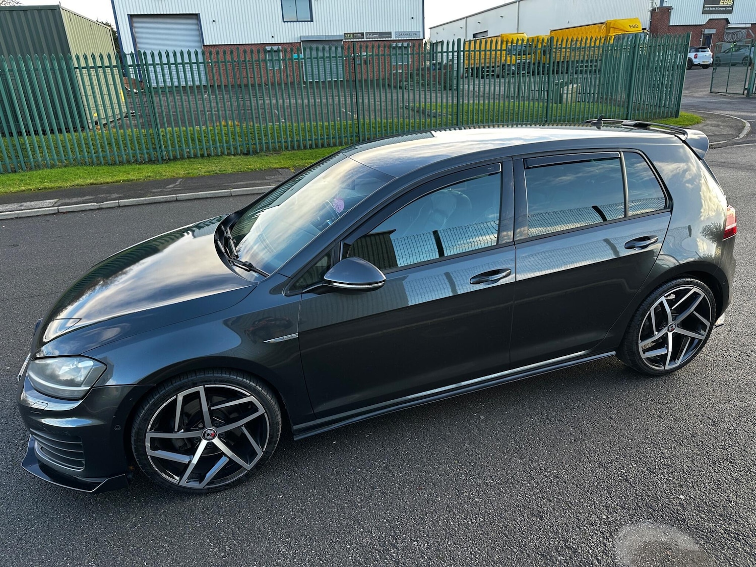 Used Volkswagen Golf 2016 for sale - 76632986: Photo 18